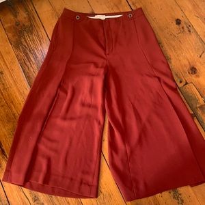 Gorgeous rust-colored Anthropologie culottes- soft and swingy. Size 4.